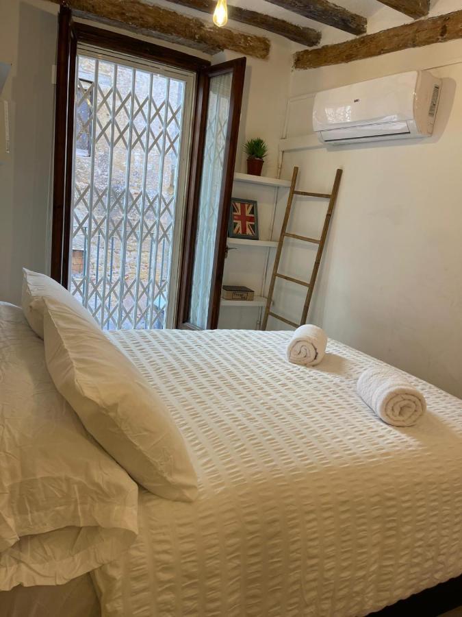 Ferienwohnung La Curiosa Del Casc Antic Tarragona Exterior foto